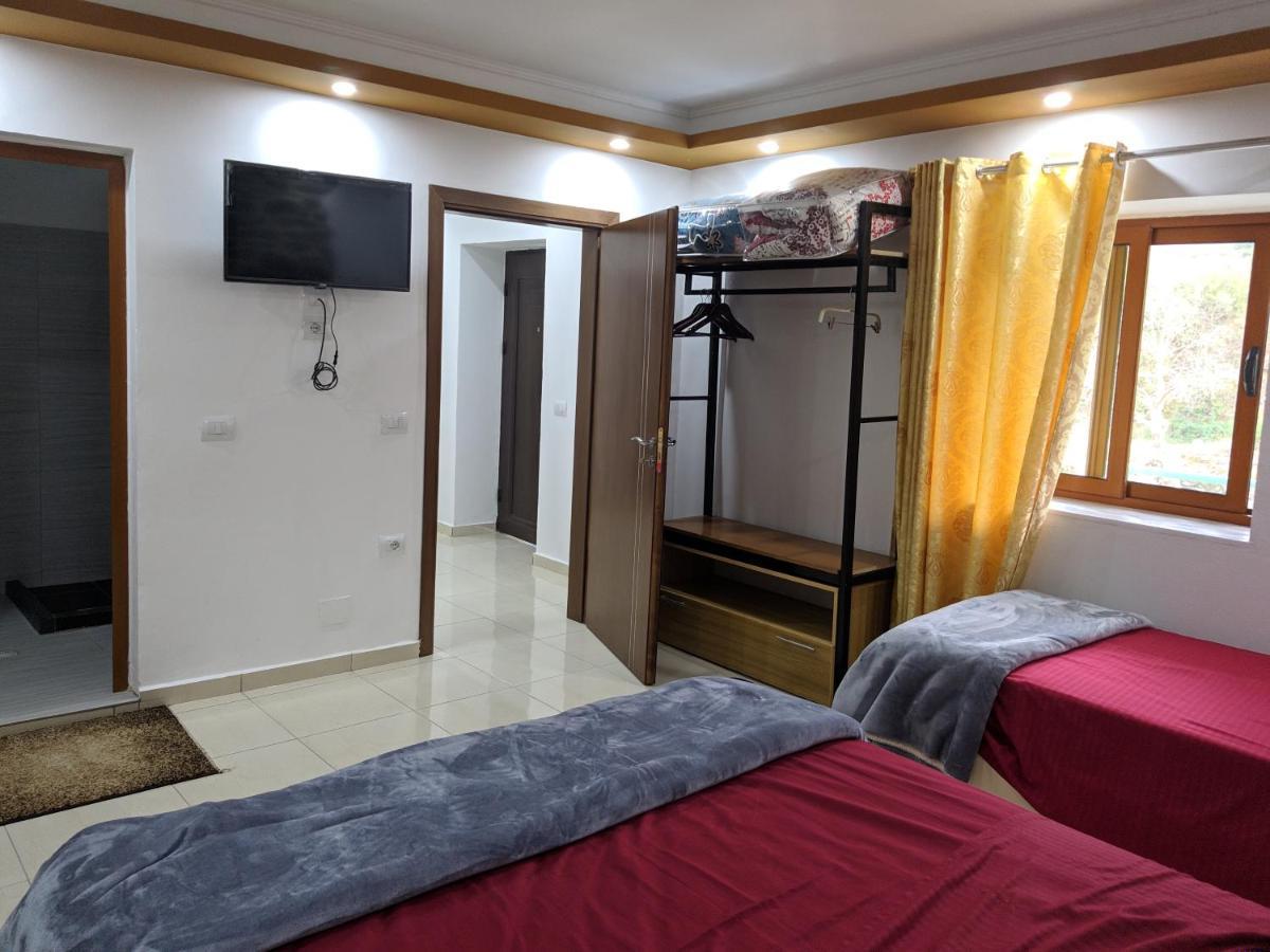Guesthouse Alvi Përmet Kültér fotó